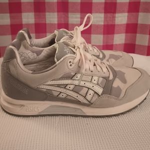 Asics Gel Saga Sneaker Gray Women Size 10